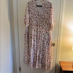 Floral V-Neck Maxi Dress